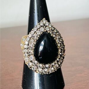 Heidi Daus Size 8 🆕Swarovski Crystals faux onyx teardrop ring
